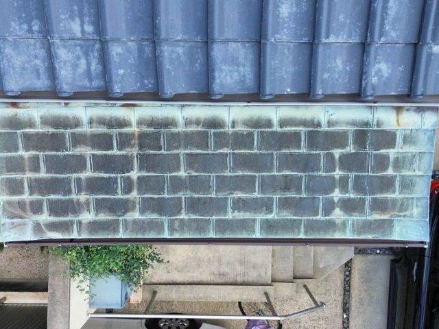 筑紫野市の老朽化が進んだ屋根