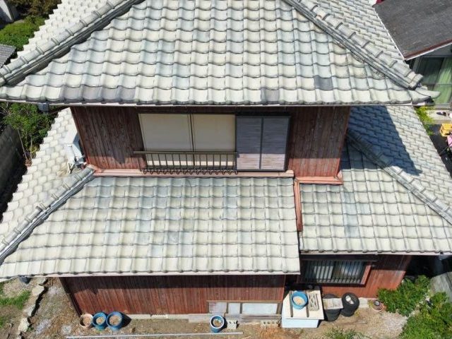 柳川市の空き家で屋根調査｜瓦屋根の経年劣化と下地木部の歪みが発覚