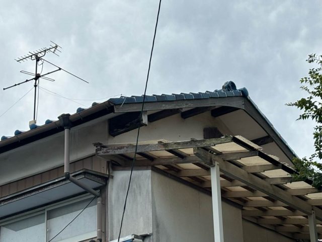 遠賀郡で見つかった屋根・破風の傷み