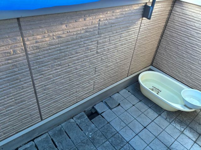 福岡市西区にてベランダ防水を調査