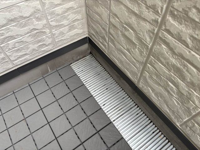 筑紫野市で確認されたベランダ防水の機能低下