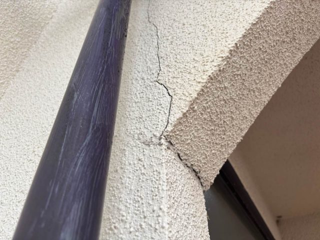筑紫野市で見つかった外壁クラック