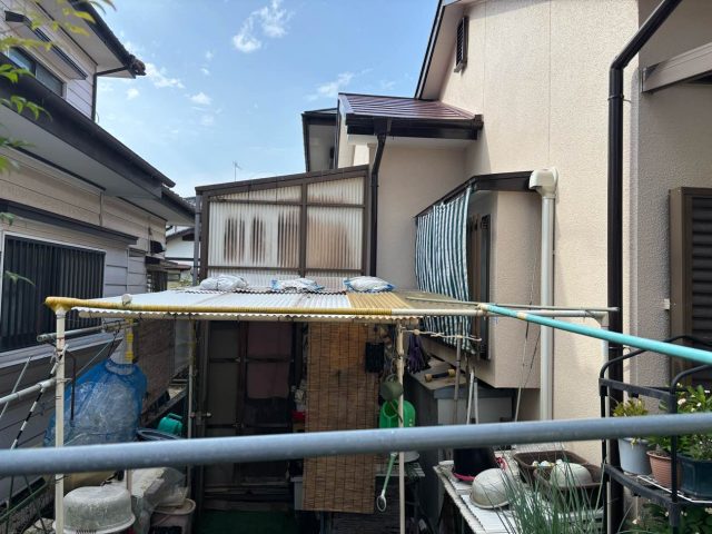太宰府市の物置の屋根の劣化調査