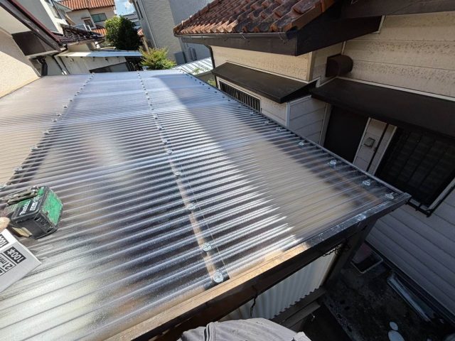 太宰府市でポリカ波板の設置