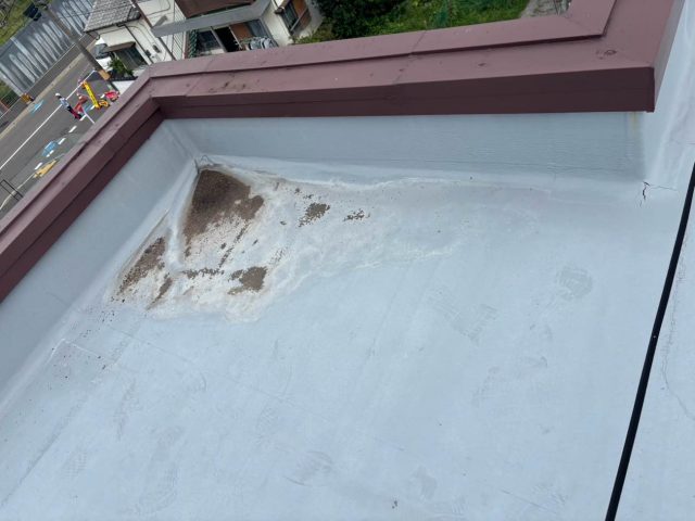 小郡市の屋上防水の劣化