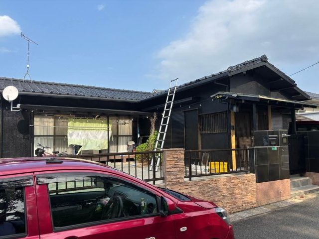 【古賀市】平屋住宅の雨漏り調査｜瓦屋根内部腐食の原因と耐震・軽量化対策