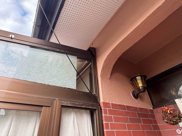 筑紫野市のサンルームの外壁取り合い部