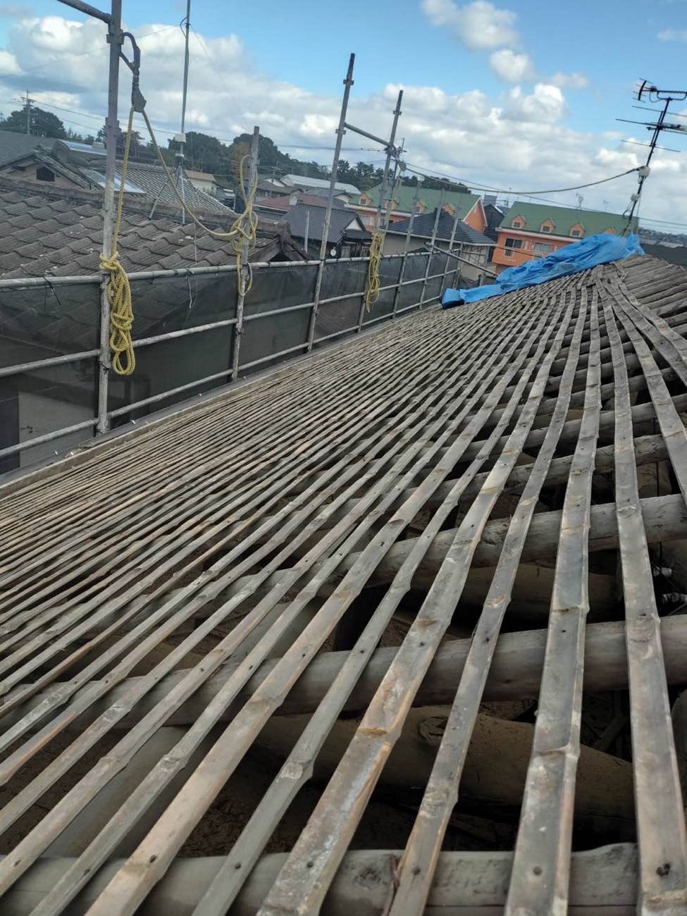 筑紫野市の葺き替え工事、瓦屋根住宅