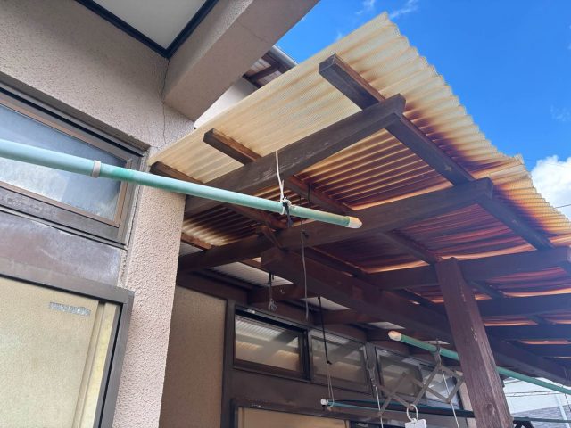 太宰府市の波板交換を提案したベランダ屋根