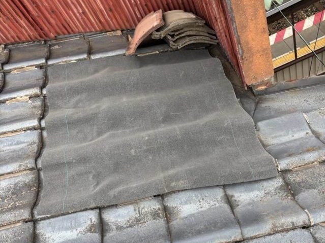 【筑紫野市】瓦屋根を防水シートカバー工法で部分補修｜強風被害による雨漏りを解消