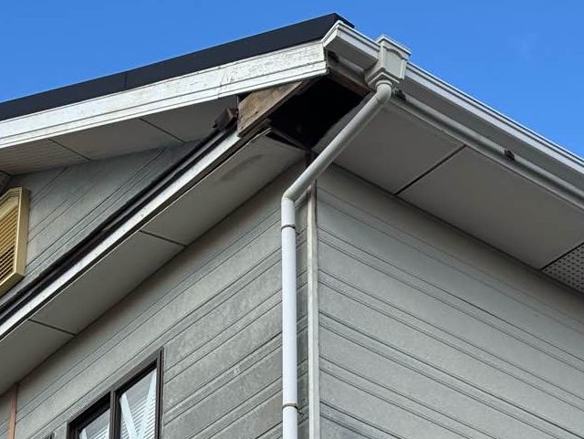 小郡市の強風被害を受けた破損箇所