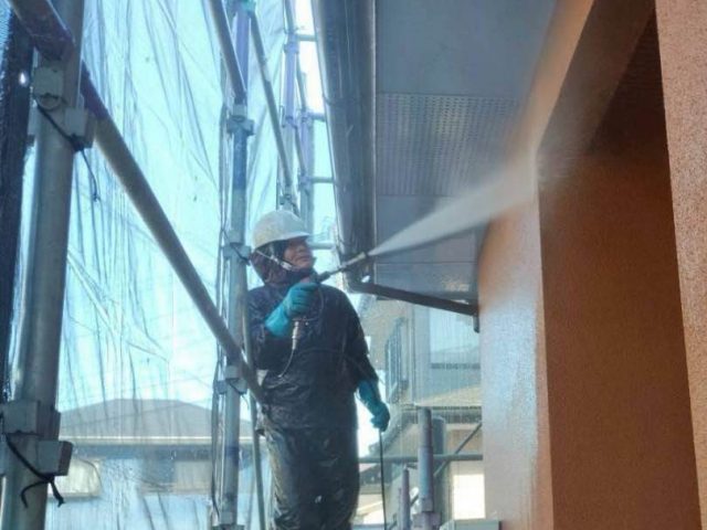【筑紫野市】外壁メンテナンス｜塗装工事前に行う高圧洗浄・研磨・下地補修工程