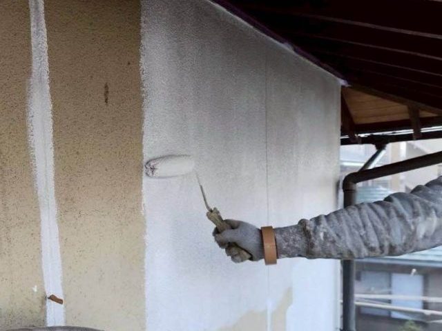 筑紫野市の外壁下塗り