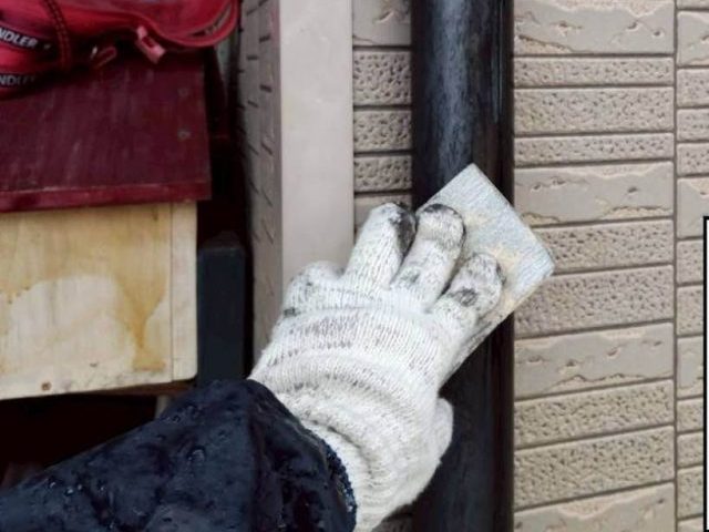 小郡市の外壁塗装における樋の研磨