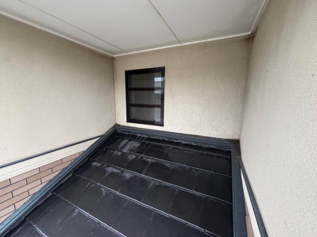 太宰府市で屋根の鳥害を調査