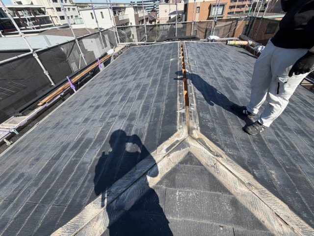 太宰府市で棟板金を外した様子