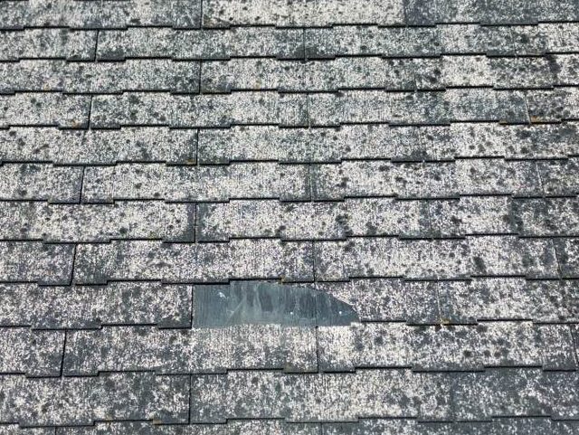 小郡市で確認されたスレートの破損