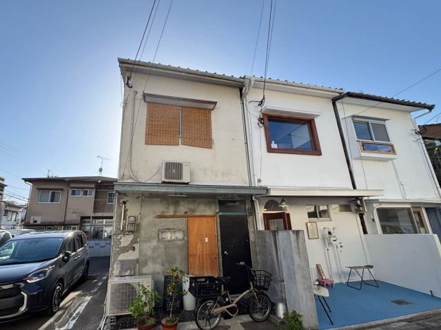【筑紫野市】ベランダの塩ビ屋根が強風で飛散｜変色・割れを確認し交換