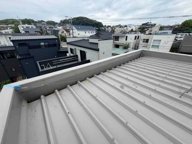 小郡市でコーキング補修に伴う養生