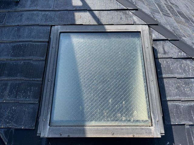 太宰府市で劣化していた天窓シーリング