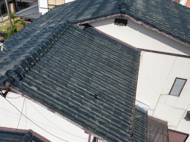 小郡市で瓦屋根を調査