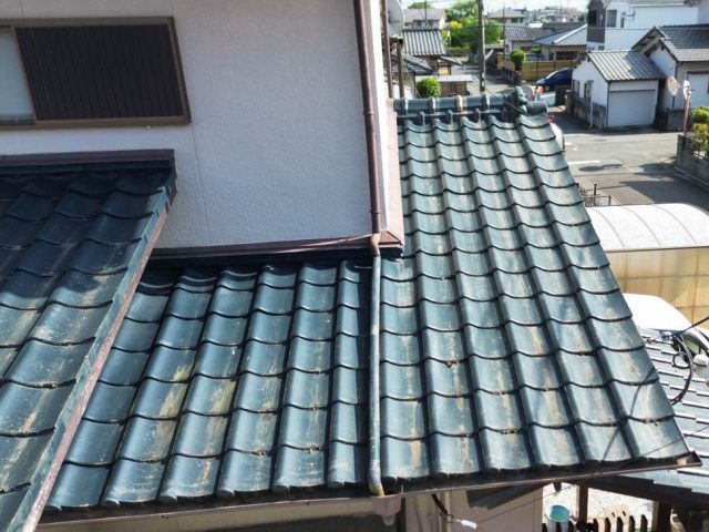 小郡市で屋根塗装の剥がれを調査