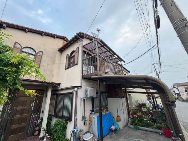 筑紫野市でベランダ屋根を調査した住宅