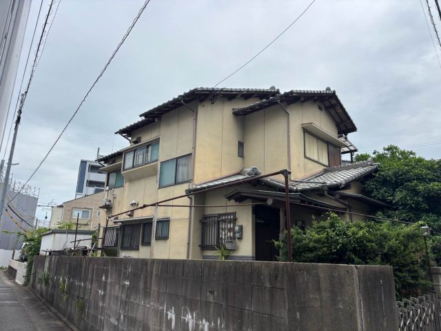 【小郡市】未使用ボイラー温水器を撤去したい｜重量の負担と雨漏りリスクを調査