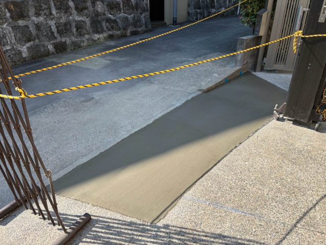 【小郡市】土間のひび割れ補修工事｜地震の影響を受けたコンクリート土間を改善