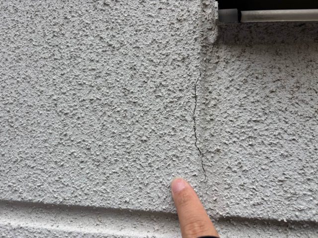 筑紫野市の調査でひび割れを確認