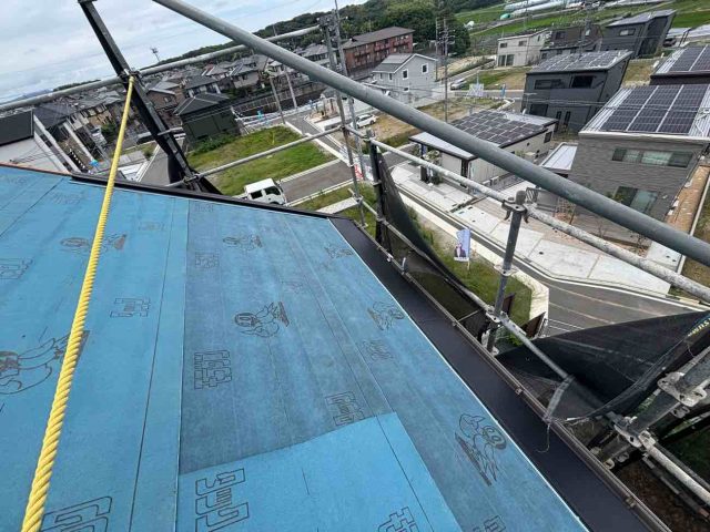 太宰府市でルーフィングを施工