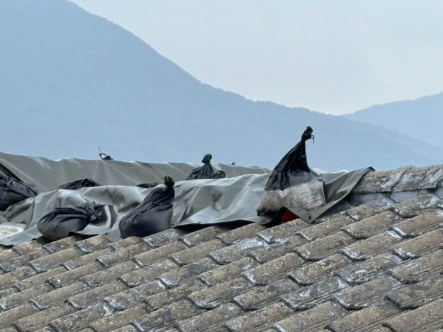 筑紫野市の瓦屋根の雨漏り処置