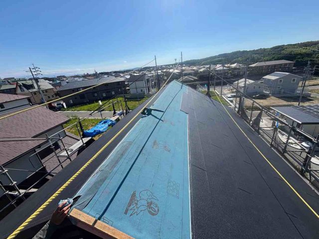太宰府市で屋根を重ね葺き