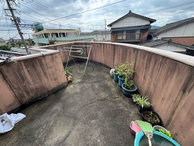 小郡市でバルコニーを調査