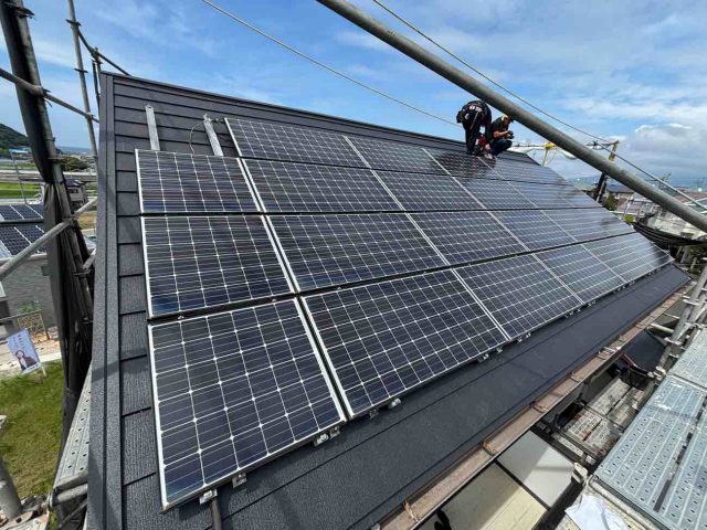 太宰府市で太陽光パネルを復旧