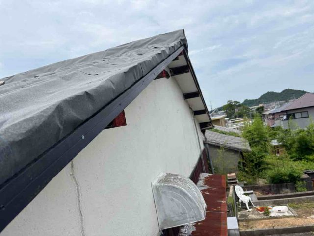 筑紫野市で固定された防水シート