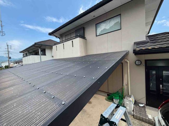 筑紫野市のカーポートを点検