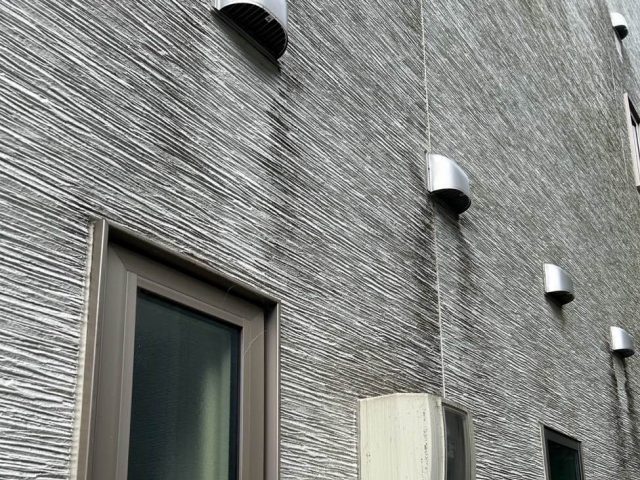 小郡市の外壁の黒ずみ