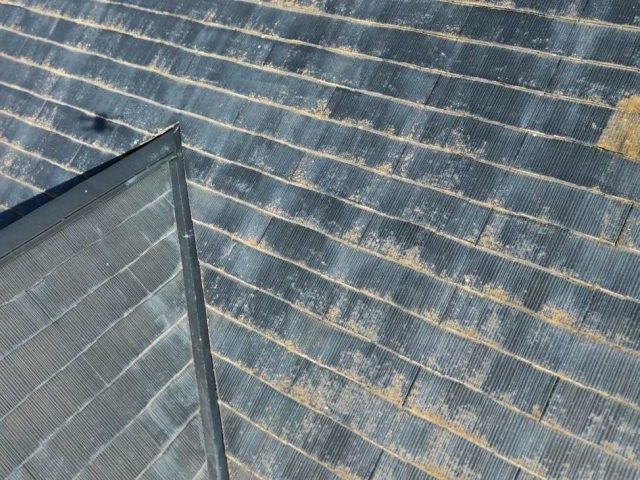 太宰府市でスレート屋根の劣化を確認