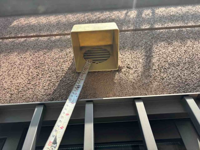 小郡市で外壁換気口を確認