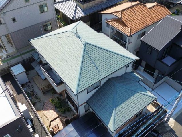 【小郡市】戸建てスレート屋根の色褪せを確認｜調査でわかった劣化の状態と原因