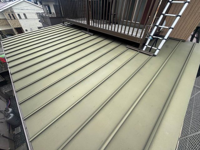 【筑紫野市】雨漏り3箇所の原因を調査｜金属屋根の錆と付帯部の劣化が判明