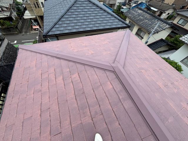 【筑紫野市】戸建て住宅で屋根調査｜老朽化したスレート屋根に3箇所の雨漏り