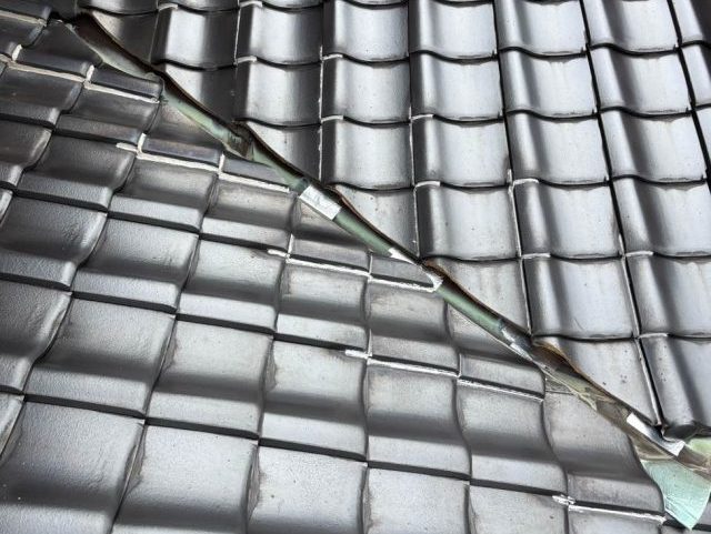 太宰府市で谷板金の劣化を確認