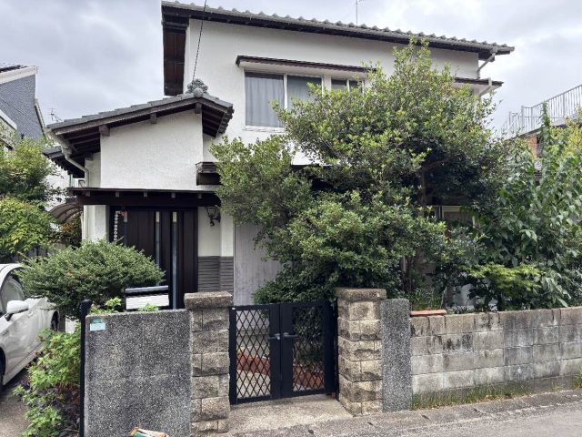 小郡市で瓦屋根を調査した戸建て