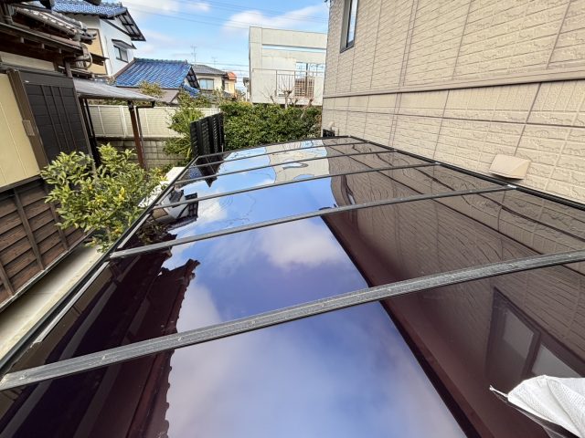 太宰府市でポリカ板へ張り替え