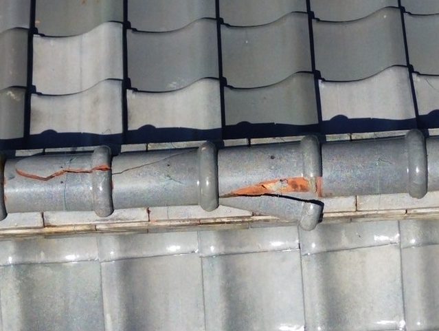 筑紫野市の屋根瓦の破損