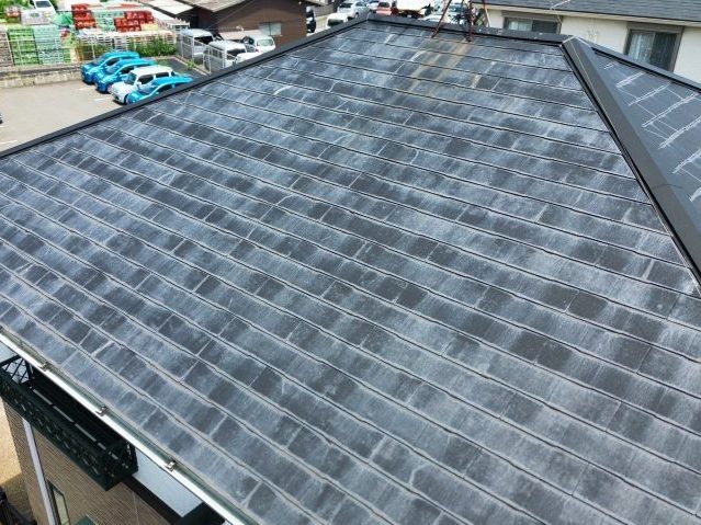 【太宰府市】屋根調査でスレートの色褪せ・ひび割れを確認｜劣化リスクと今後の対策
