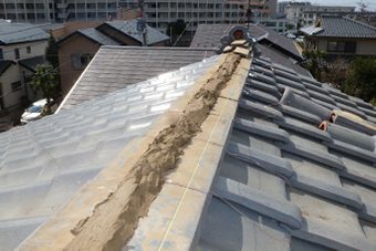 棟瓦工事