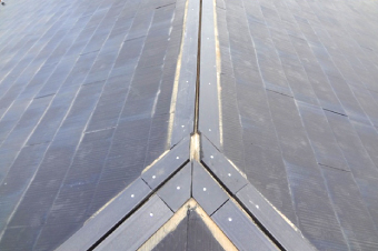 ネジを打ち込み固定しました